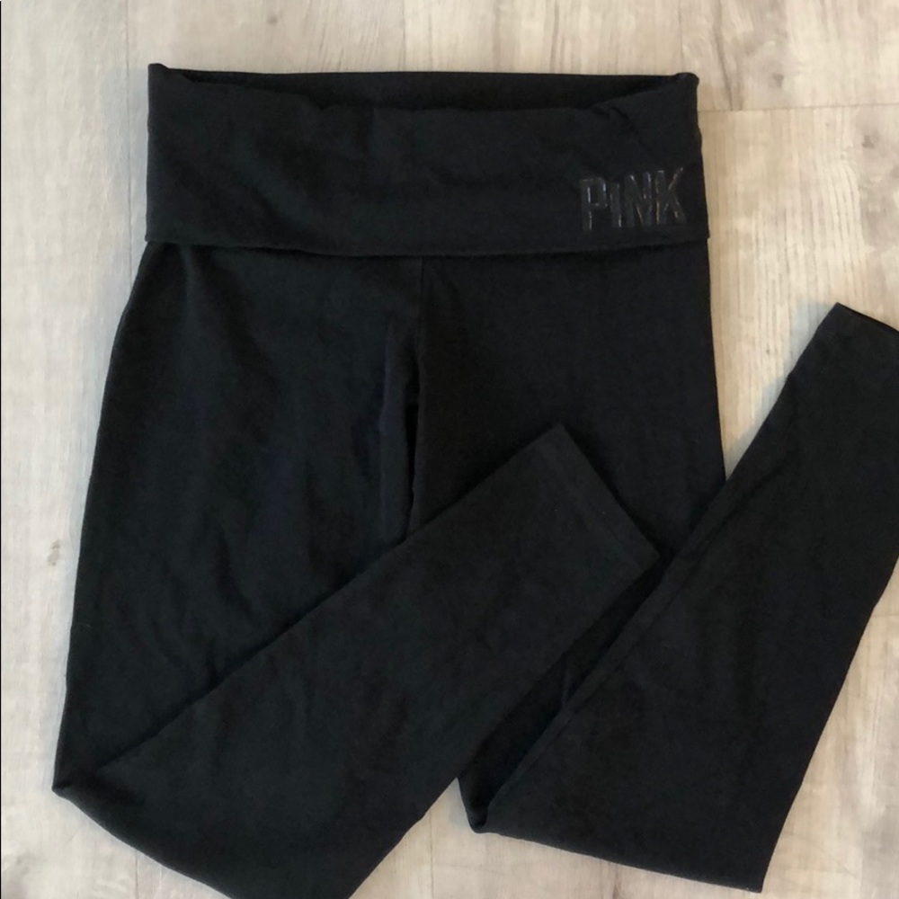 Black Victoria Secret leggings. Size small